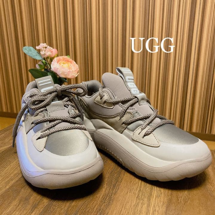 同梱不可】 UGG アグ LACE CLOUD LA レディーススニーカー スニーカー