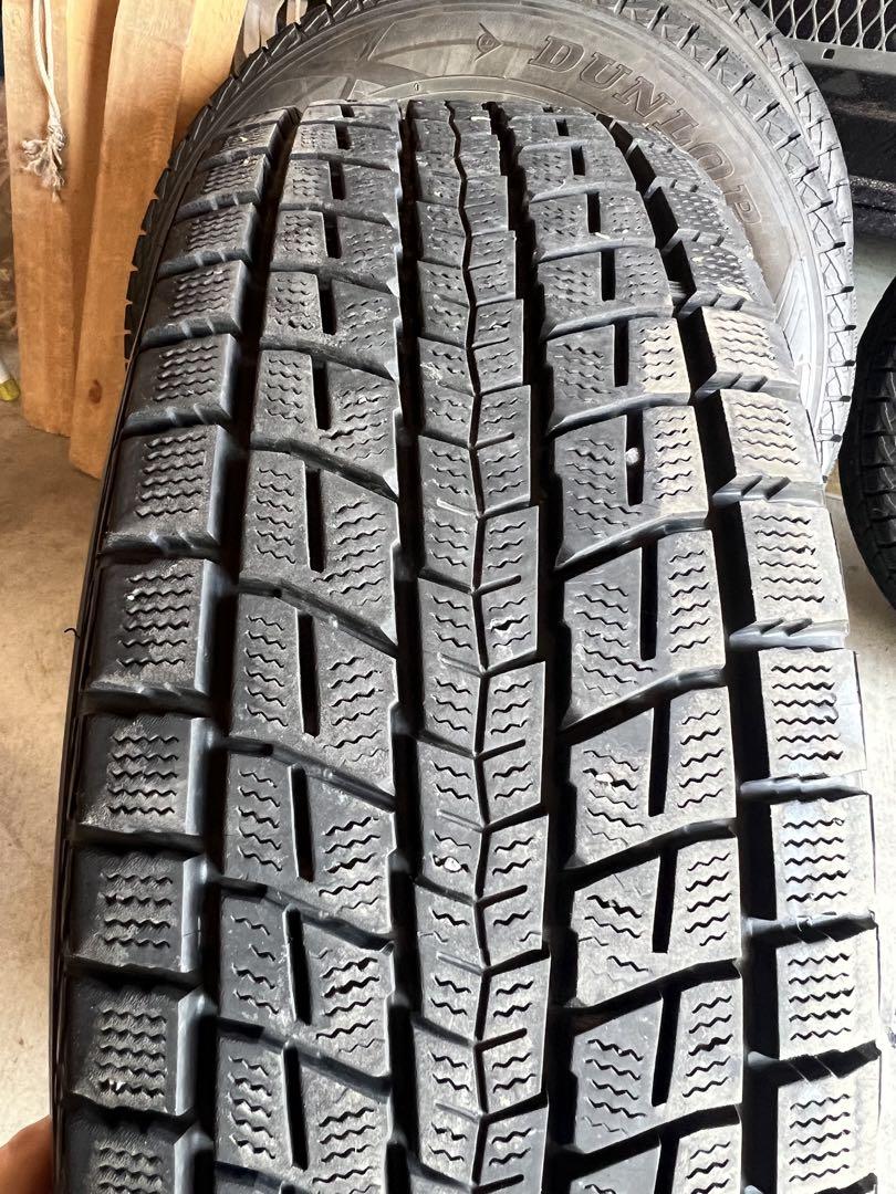 セット品1点目 ダンロップ ウインターマックスSJ8 215/70R16