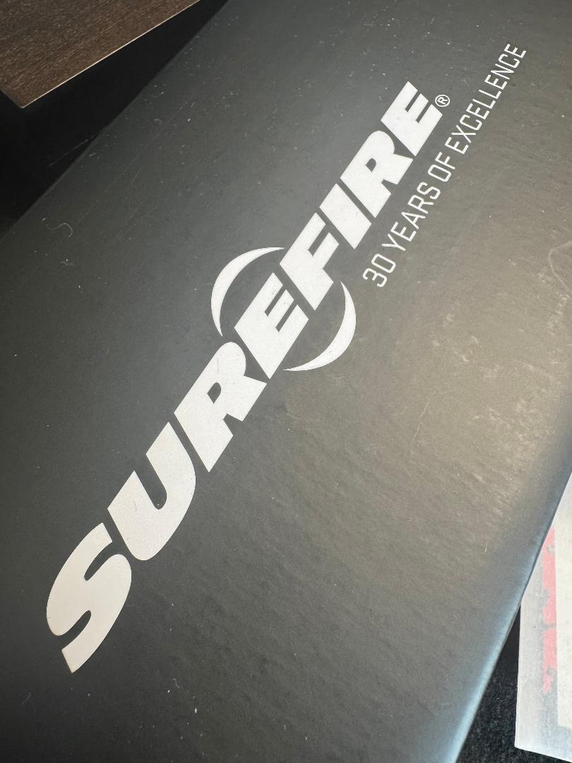 SUREFIRE シュアファイア 30周年記念ギフトセット 未開封 新品 未使用