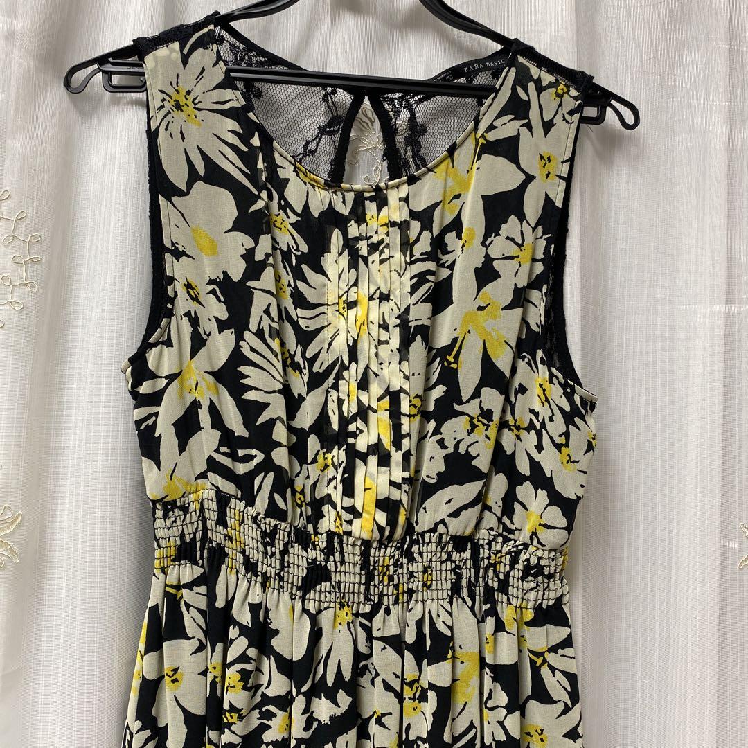 ZARAベーシック　ライナー柄　ノースリーブワンピース ZARA - ZARAベーシック ライナー柄 ノースリーブワンピースの
