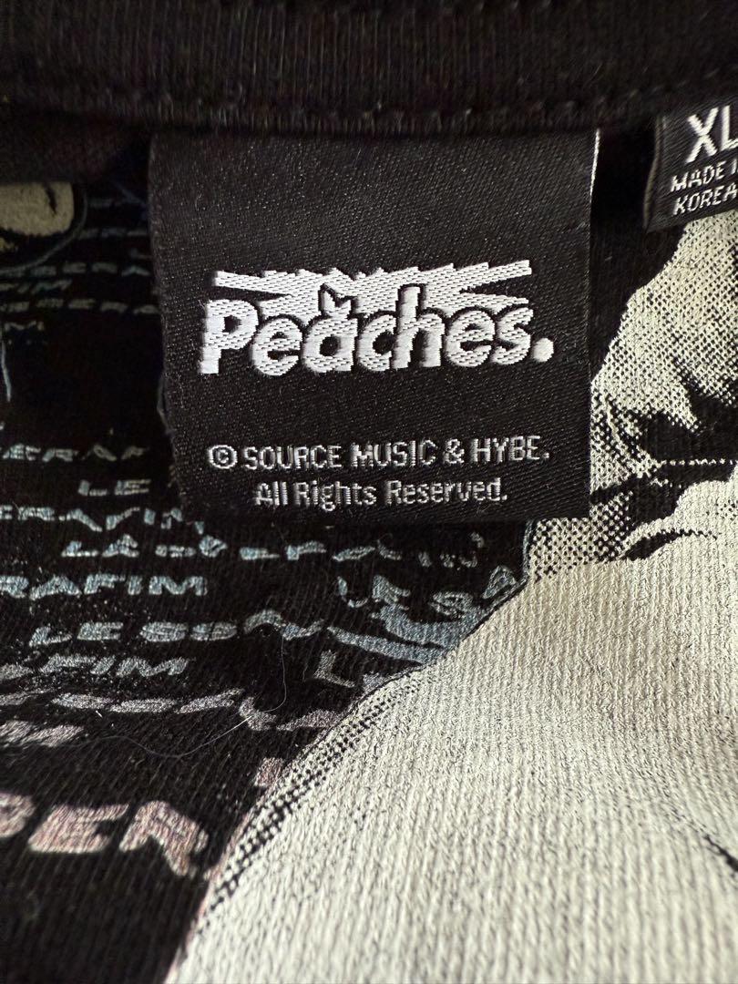 LE SSERAFIM x Peaches PHOTO S/S T-SHIRT