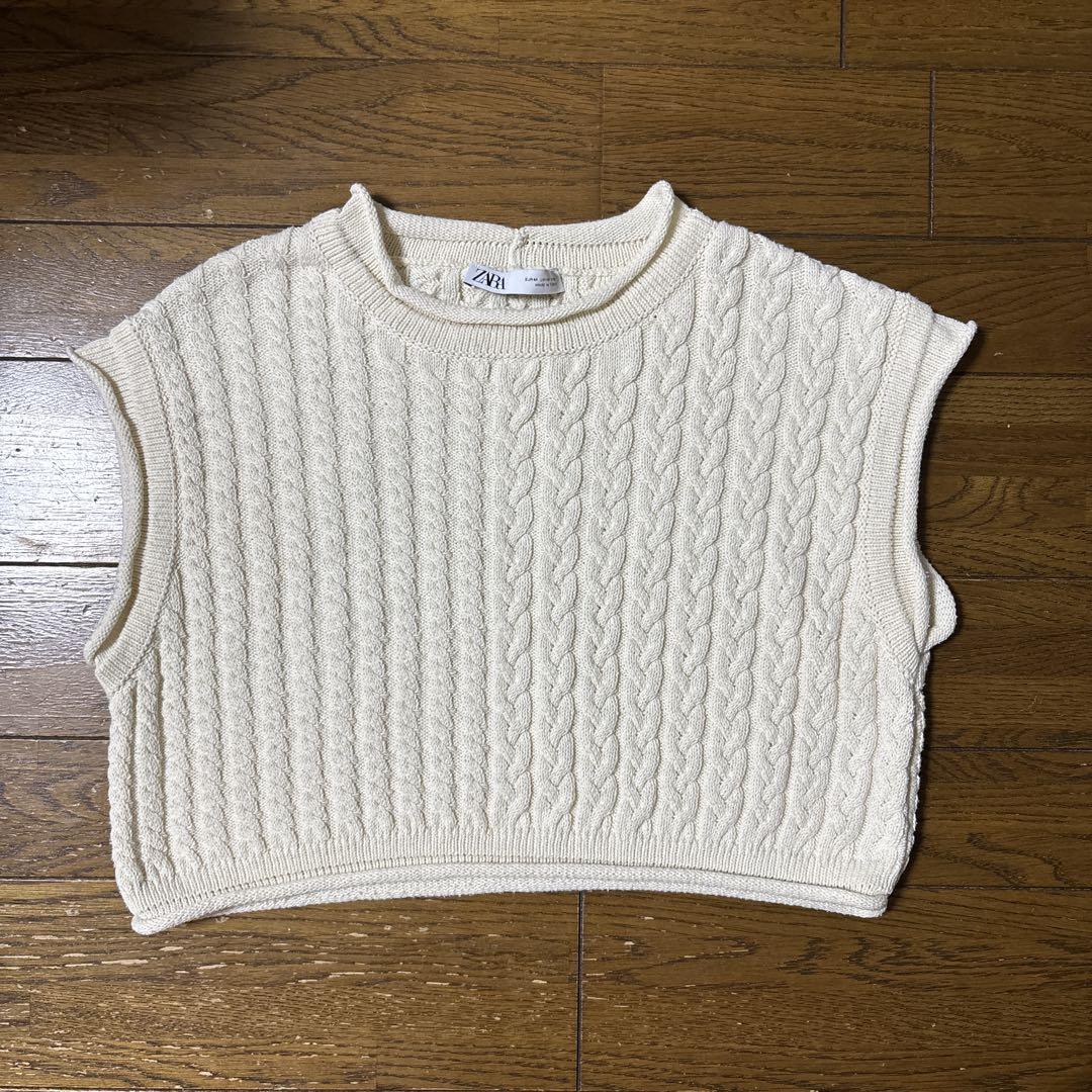ZARA アイボリー ケーブルニットベスト - メルカリ