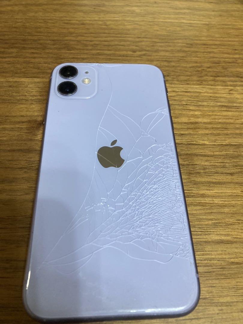 iPhone 11