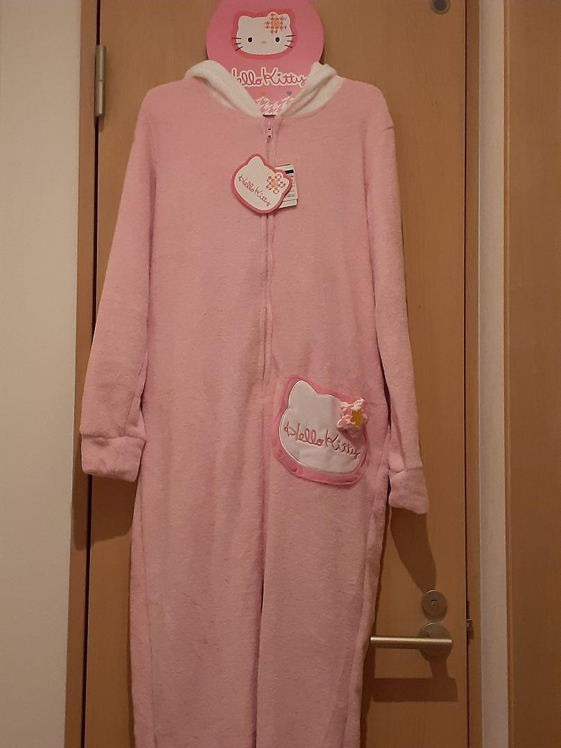 新品未着用❣️キティちゃん ドンキ 着ぐるみ　コスプレ　ルームウェア