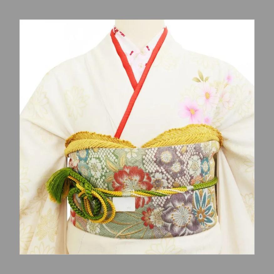 振袖セット　美品　白×ピンク　シンプル　かわいい　清楚　コスモス　成人式　結婚式