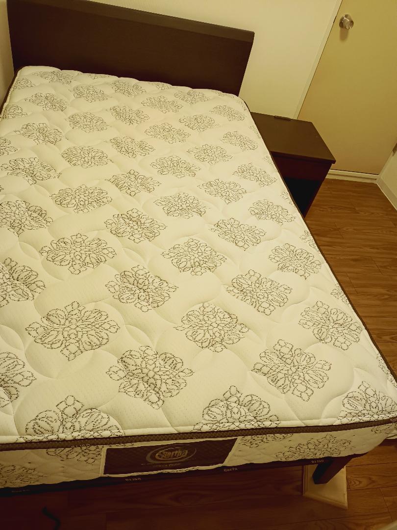 Serta（サータ）セミダブルマットレス（大塚家具で購入）オン