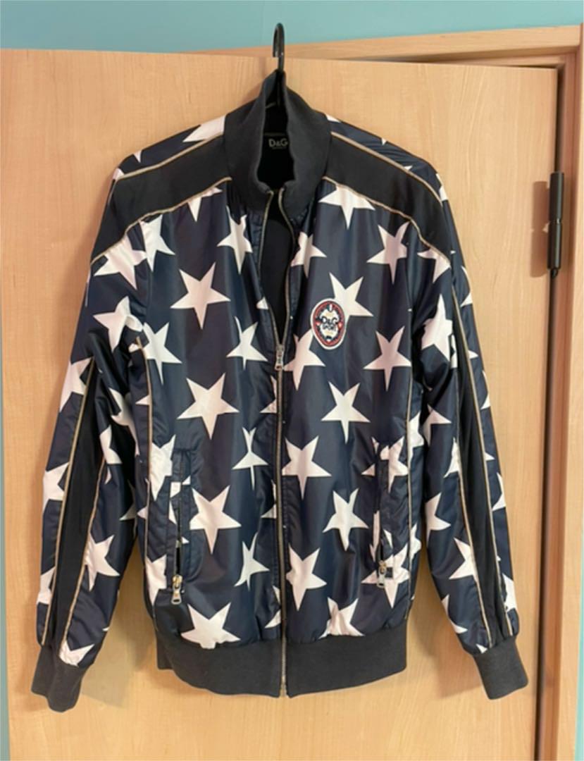 お洒落❗️ドルチェ&ガッバーナ アウター刺繍ネイビーgoldスターawワッペン お洒落❗️ドルチェ&ガッバーナ アウター刺繍ネイビーgoldスターawワッペン