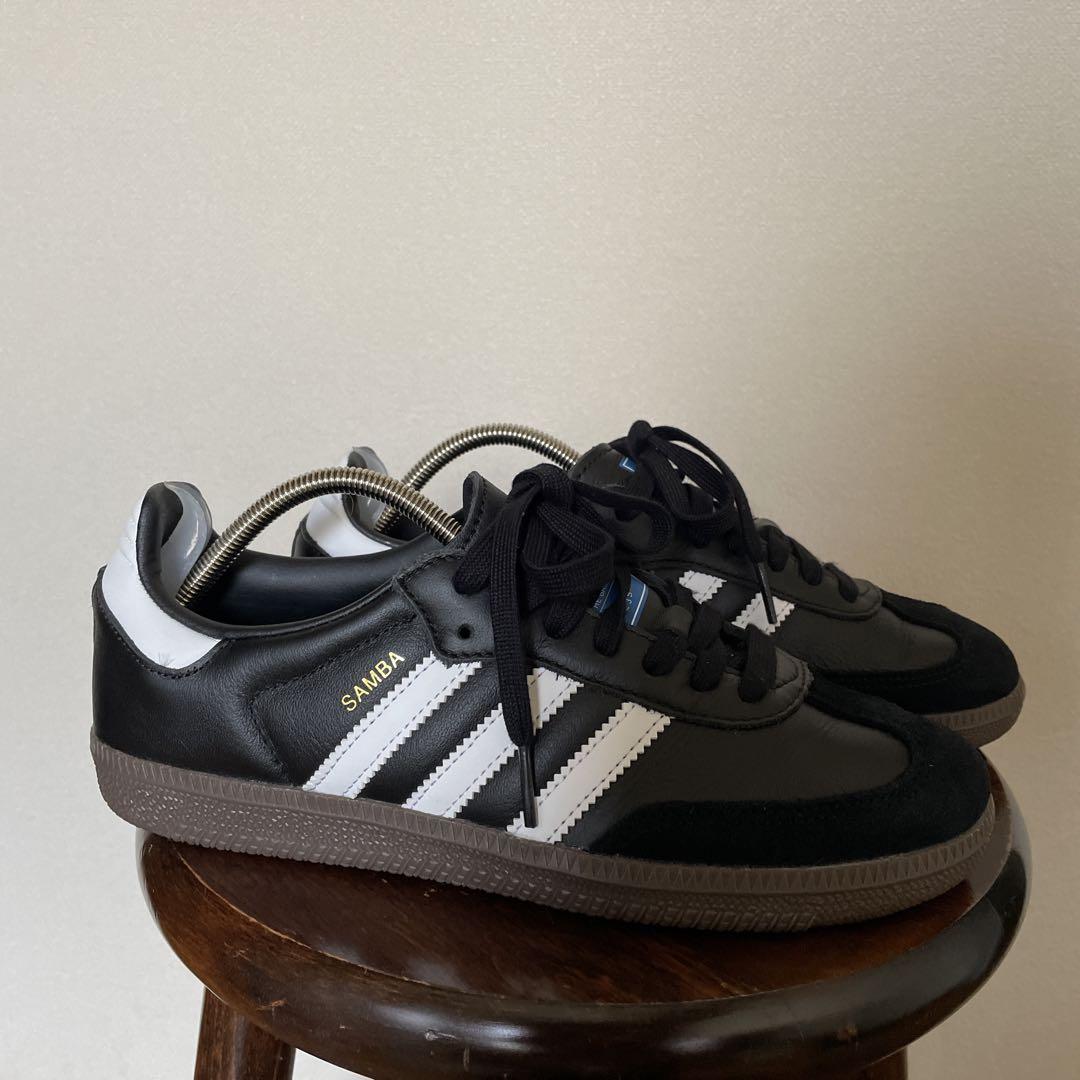 美品　adidas サンバ　ブラック　24㎝
