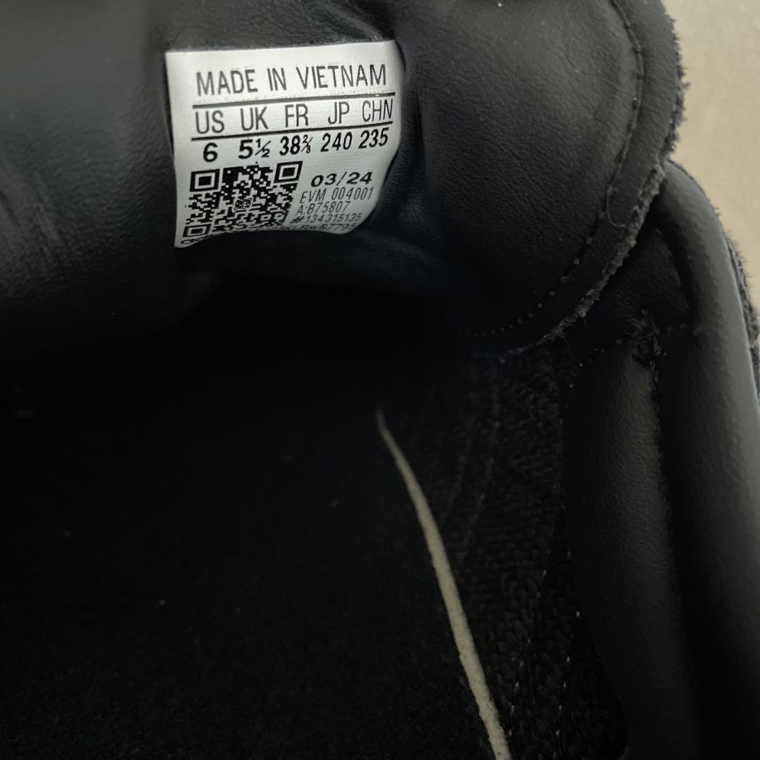 美品　adidas サンバ　ブラック　24㎝