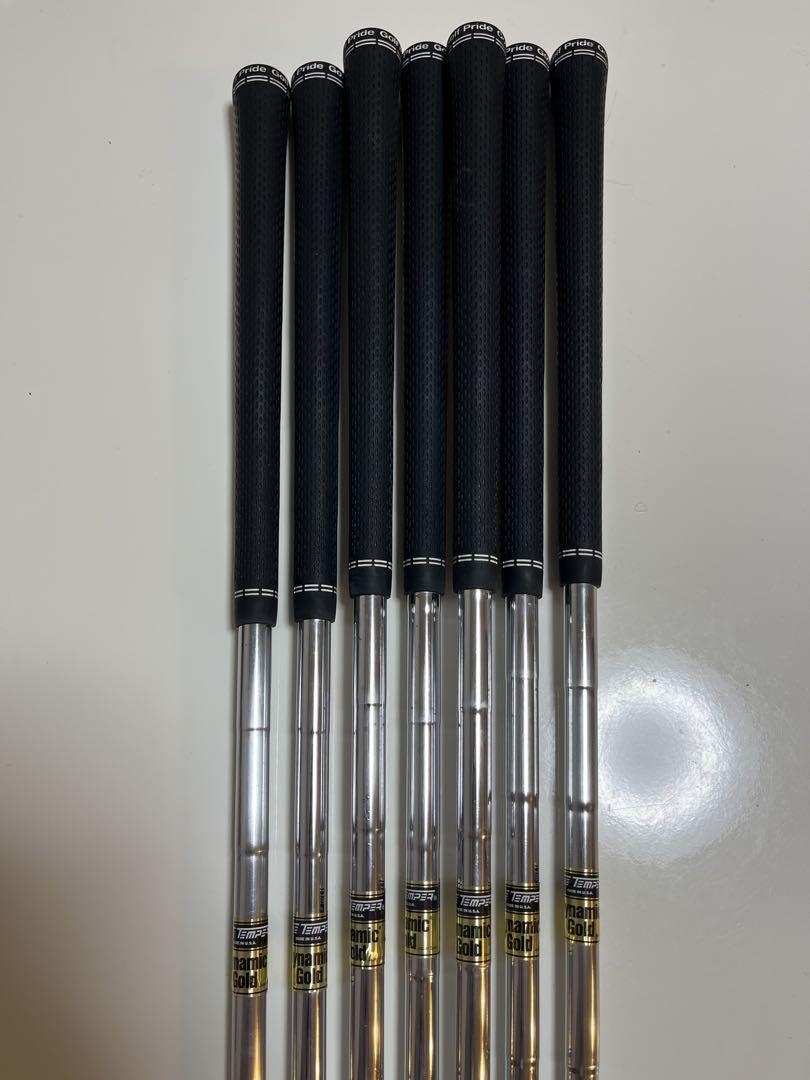 Titleist T100