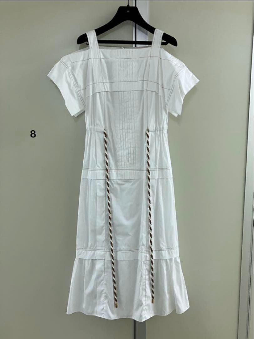 【PETER PILOTTO】白 タック プリーツ オープンショルダー ドレス 【PETER PILOTTO】白 タック プリーツ オープンショルダー ドレス