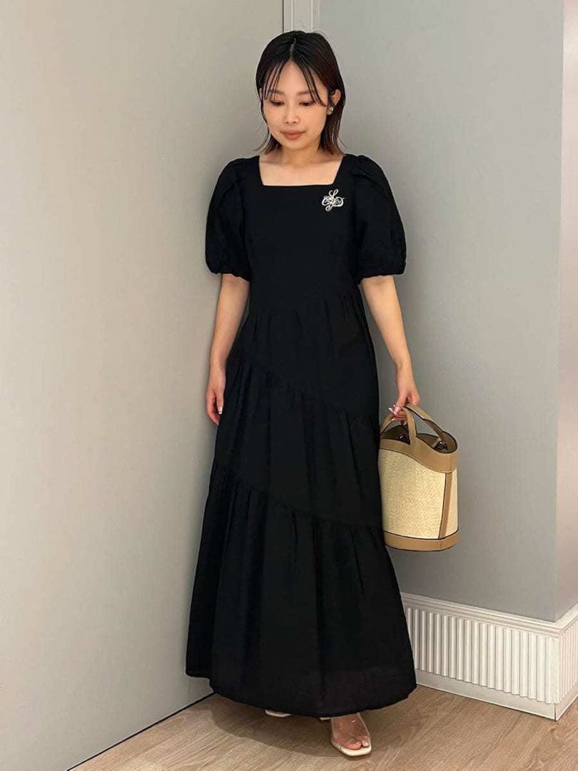 スクエアネックボリュームワンピース ブラック