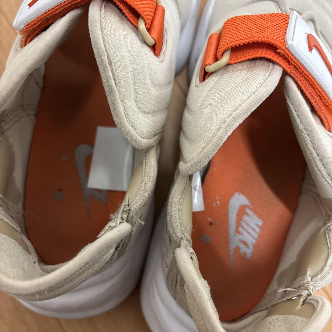 注目ショップ・ブランドのギフト NIKE スニーカー ナイキ アクアリフト ベージュ タビシューズ 靴