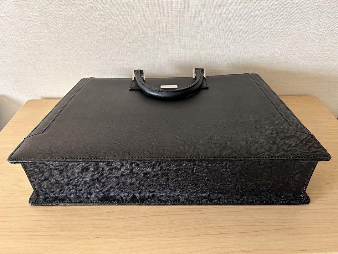 Burberry バーバリー牛革ビジネスバッグ KM 6BL 13 09 EX - メルカリ Burberry バーバリー牛革ビジネスバッグ KM 6BL 13 09 EX - メルカリ