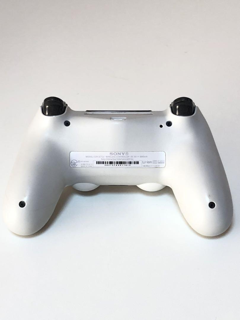 グレイシャーホワイト
