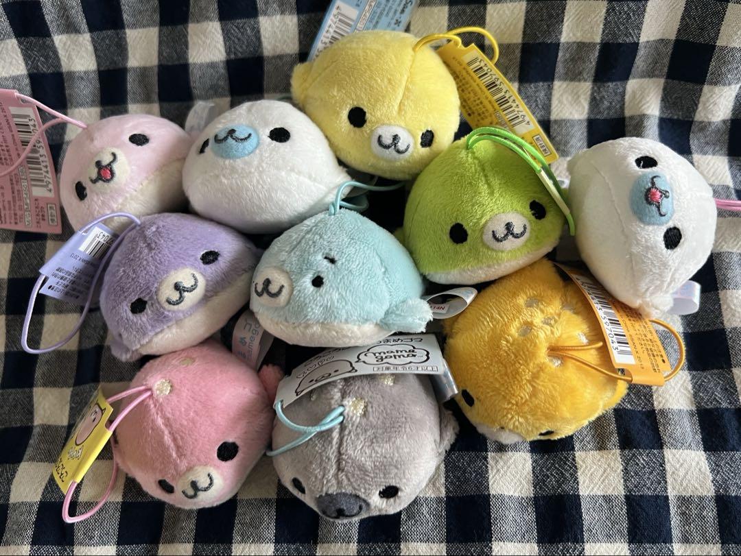 【新品タグ付】まめゴマ　ぬいぐるみ　カラフル　飾りケース付き　ストラップ