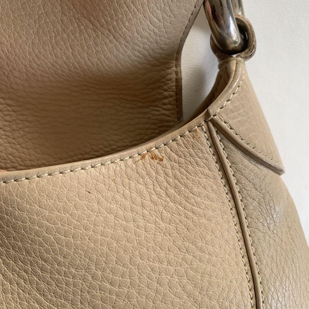 PRADA ワンハンド・レディースレザーバッグ・ベージュ