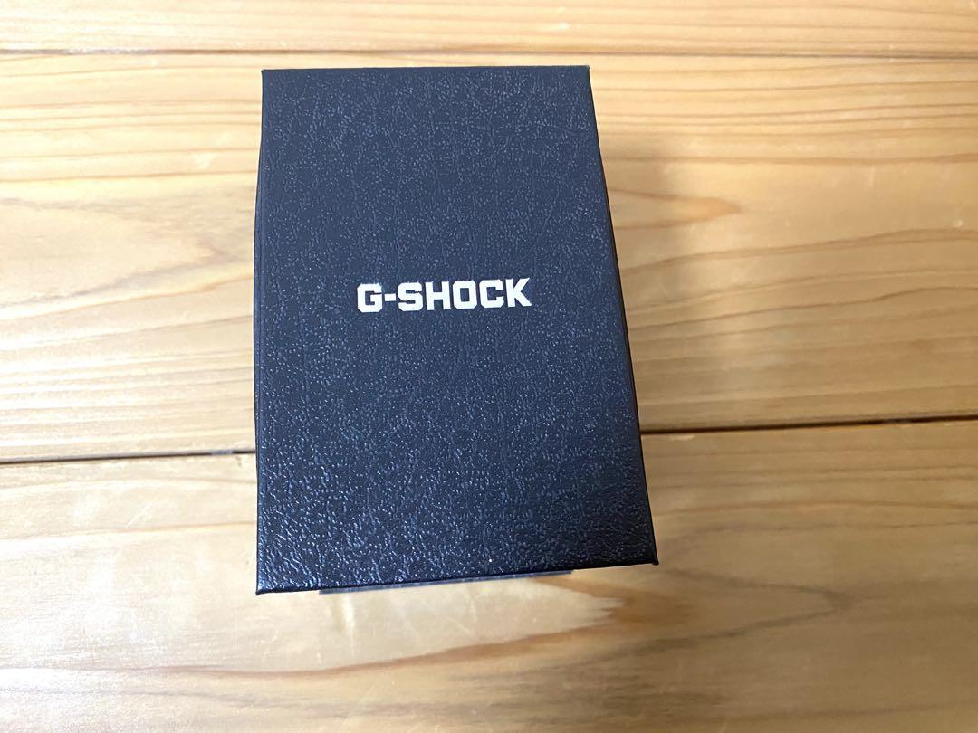G-SHOCK 5524 電波時計、20気圧防水