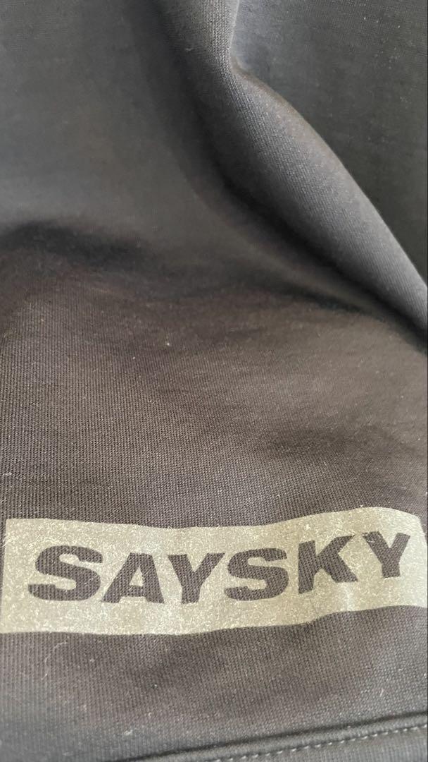 saysky セイスカイ　ランニング　フーディー
