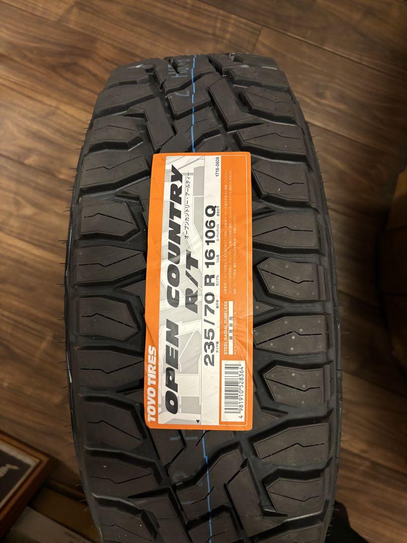 ◇送料込み◇235/70R16 新品タイヤホイール4本　RT マットブラック