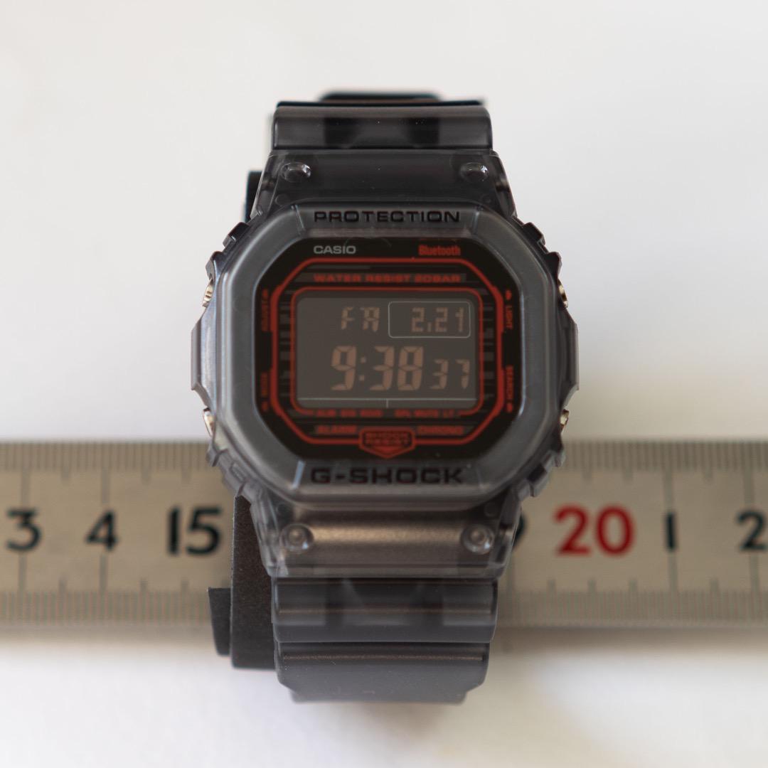 腕時計　カシオ　G-SHOCK（Gショック） DW-B5600G-1JF