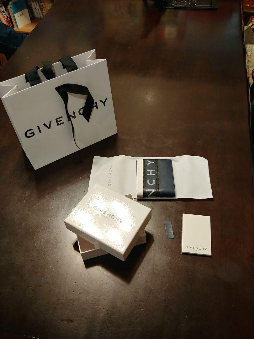 におしゃれ GIVENGHY 財布 oH198-m22919823241 までの
