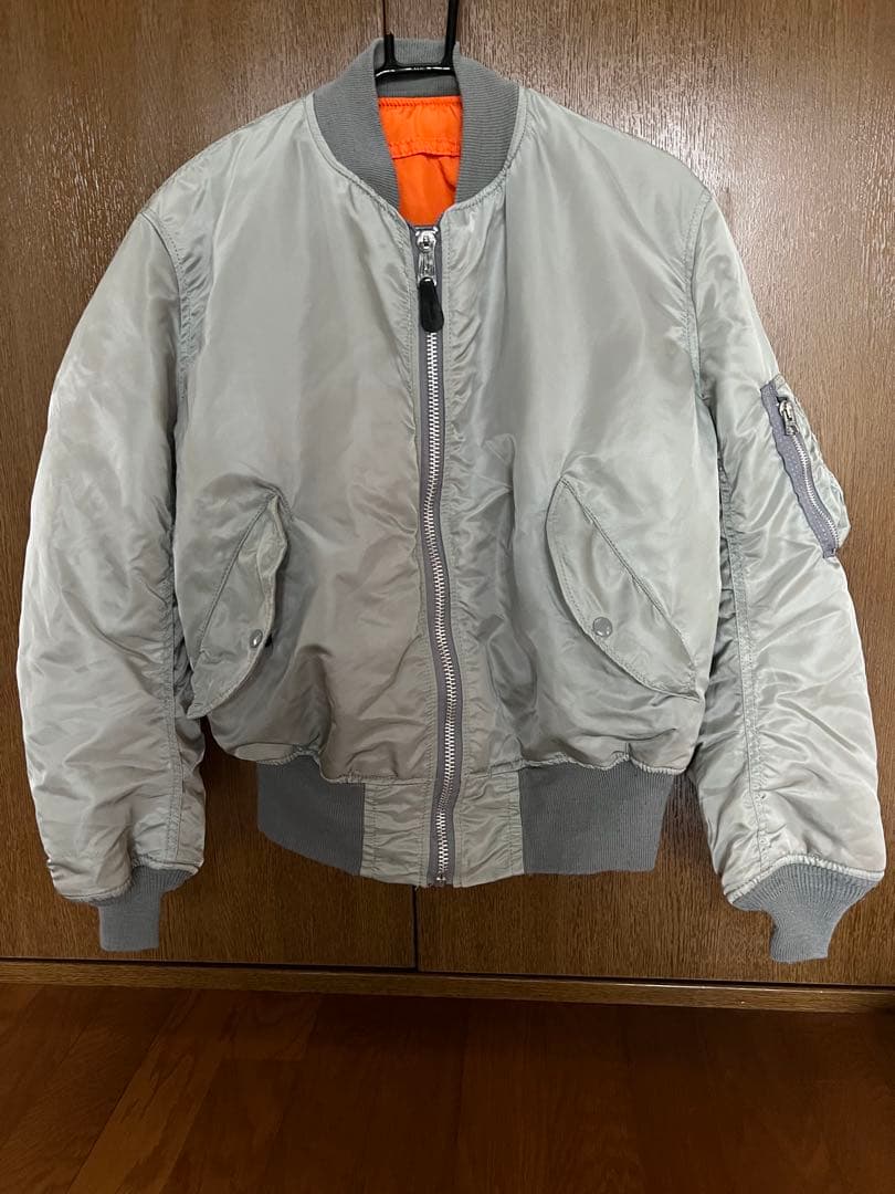 【ビンテージ】ALPHA INDUSTRIES MA-1 希少グレー