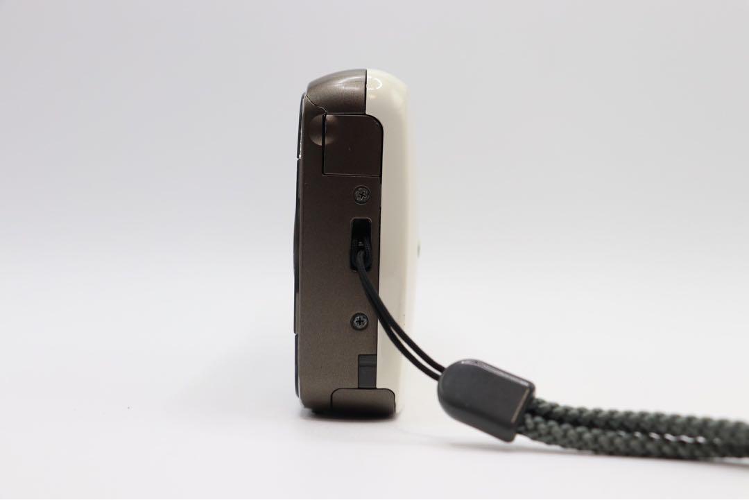 OLYMPUS VH-210 デジタルカメラ 充電コード付き 動作確認済み