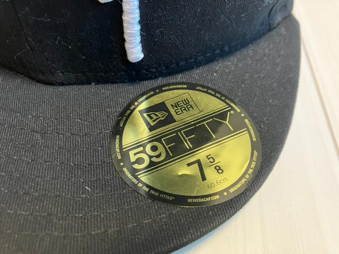 STUSSY NEWERA　キャップ 60.6cm USA国旗 黒