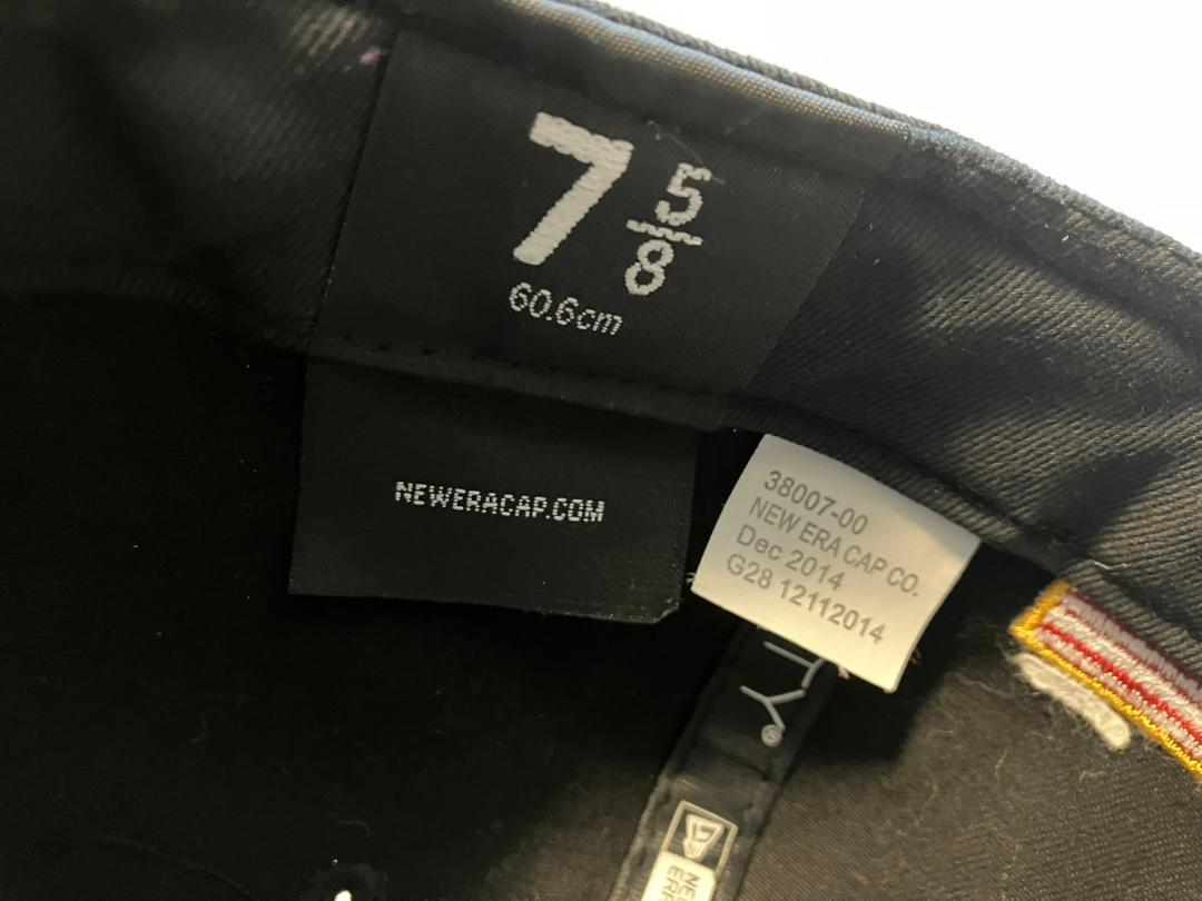 STUSSY NEWERA　キャップ 60.6cm USA国旗 黒