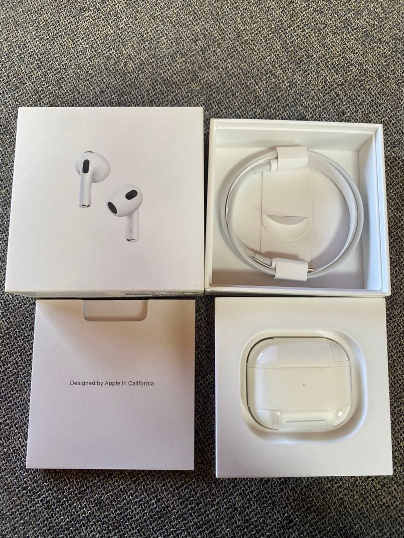 AirPods 第3世代 本体 ホワイト 充電ケース付き AirPods 第3世代 本体 ホワイト 充電ケース付き