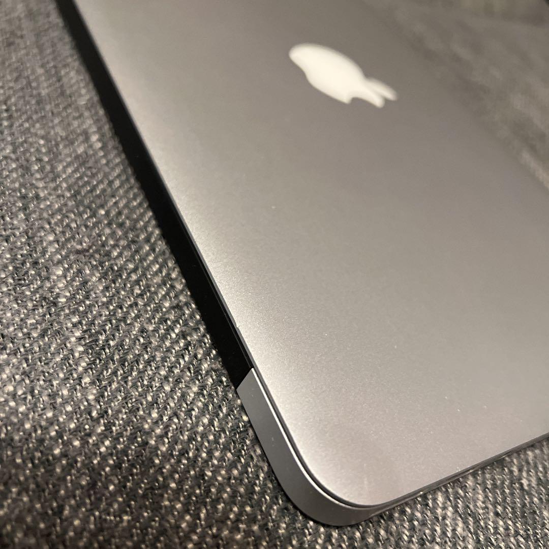 格安本物保証 本日限定値下げ MacBook Air Early 2015 11インチ Ctqek-m22937680733 定番人気SALE