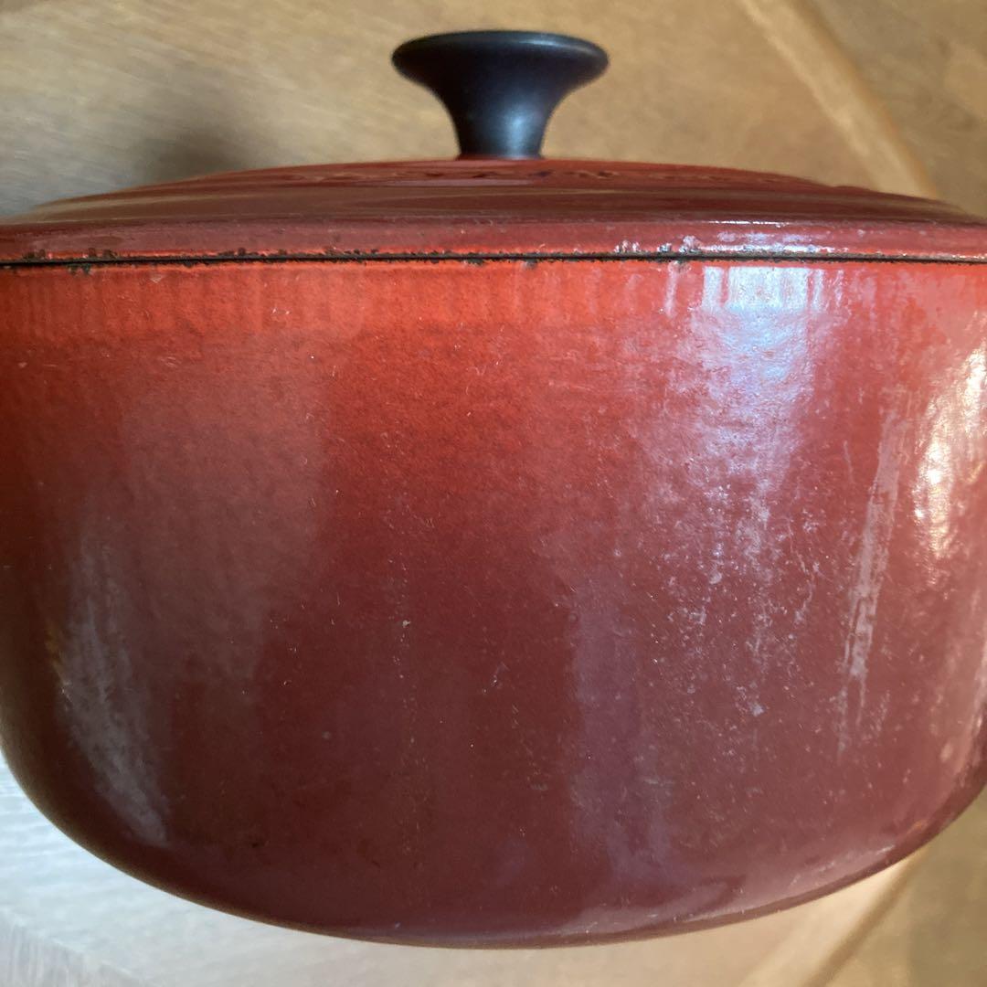 LE CREUSET 両手鍋 赤22センチ