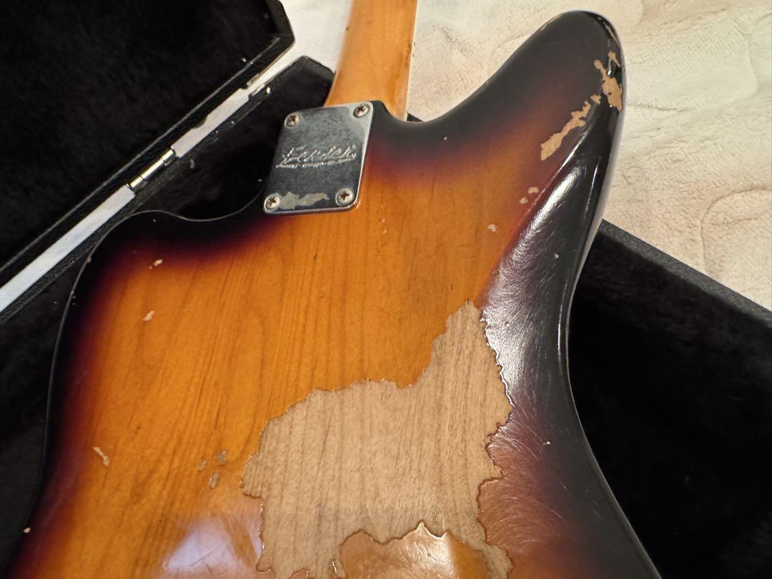 ギター Fender Kurt Cobain road worn Jaguar