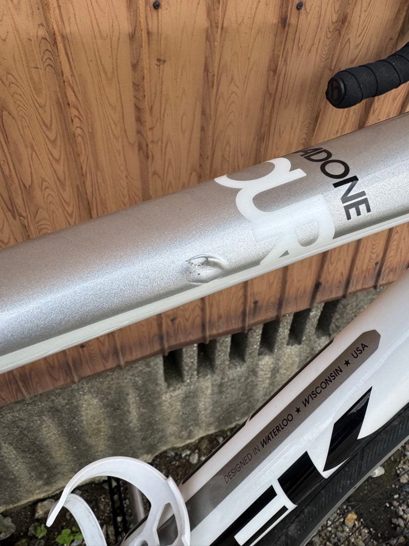 TREKマドン4.5 カーボンロードバイク　2012年モデル