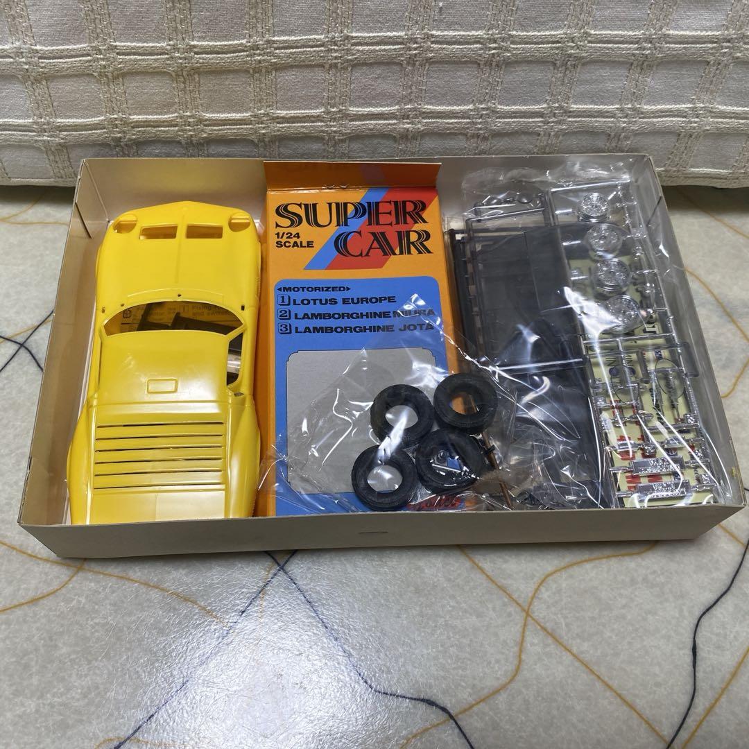 【50％OFF】 プラモデル 1/24スケール ランボールギーニイオタ 黄色 メルカリ - 自動車