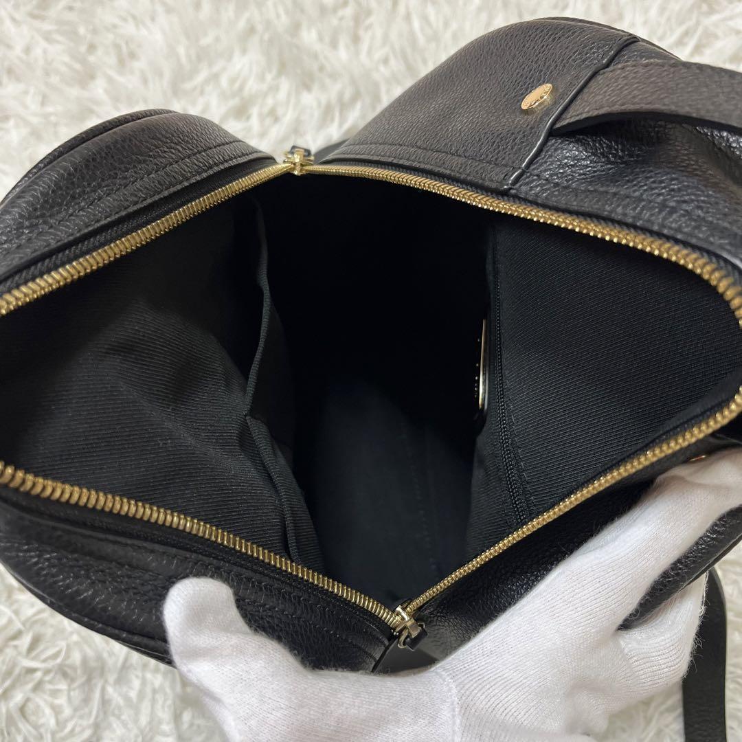 極美品✨FURLA フルラ　フリーダ　リュック　バックパック　レザー　黒 極美品✨FURLA フルラ フリーダ リュック バックパック レザー 黒