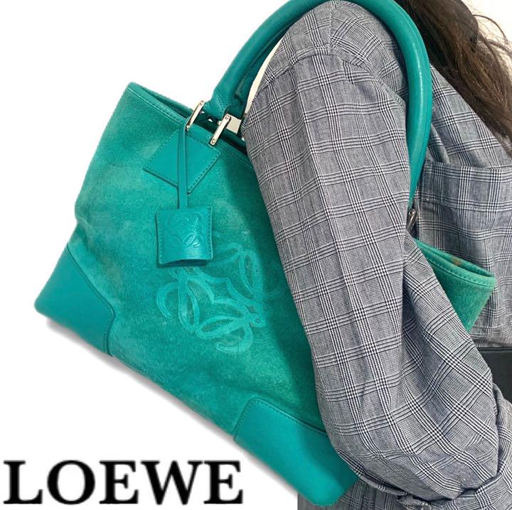 LOEWE ロエベ アナグラム エメラルドグリーン ハンドバッグ 南京錠 ロゴ 登場! 販促ツール ハンドバッグ メタリックグリーン レザー アナグラム ロゴ 【美品】ロエベ ハンドバッグ