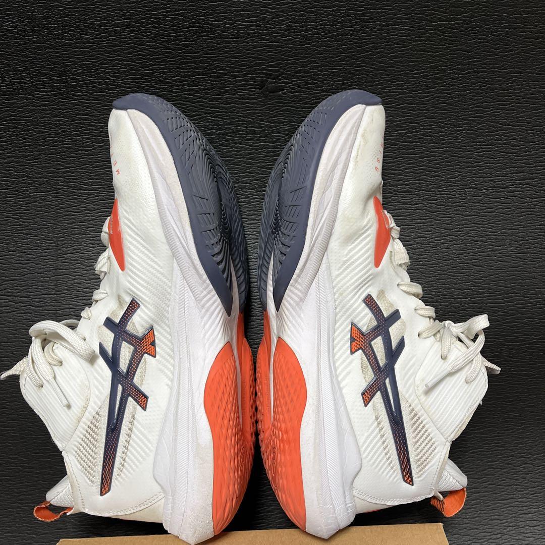 ASICS メタライズ 2バレーボールシューズ ホワイト/オレンジ ASICS メタライズ 2バレーボールシューズ ホワイト/オレンジ