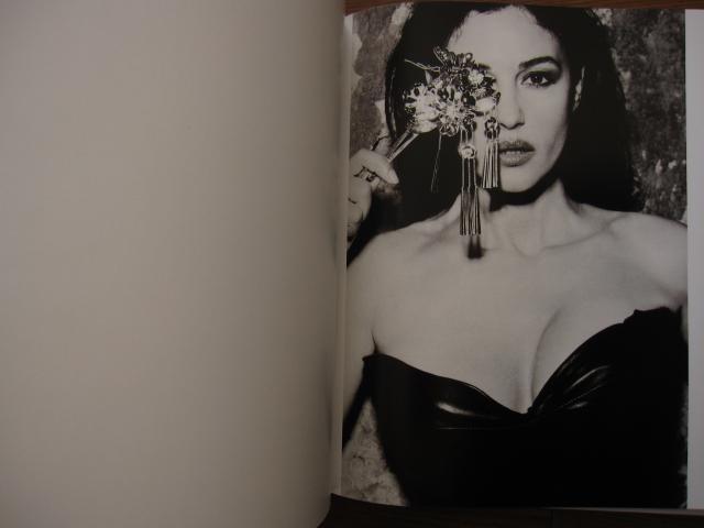 MONICA BELLUCCI　モニカ・ベルッチ