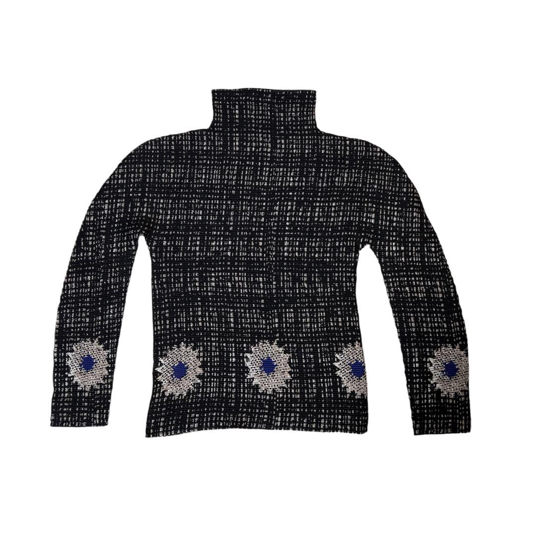 【美品】 Me ISSEY MIYAKE ブラック　ハイネック　長袖カットソー
