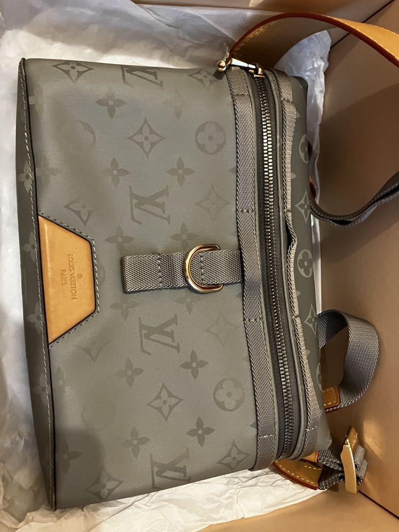 LOUIS VUITTON M43889 メッセンジャーPM チタニウム LOUIS VUITTON M43889 メッセンジャーPM チタニウム