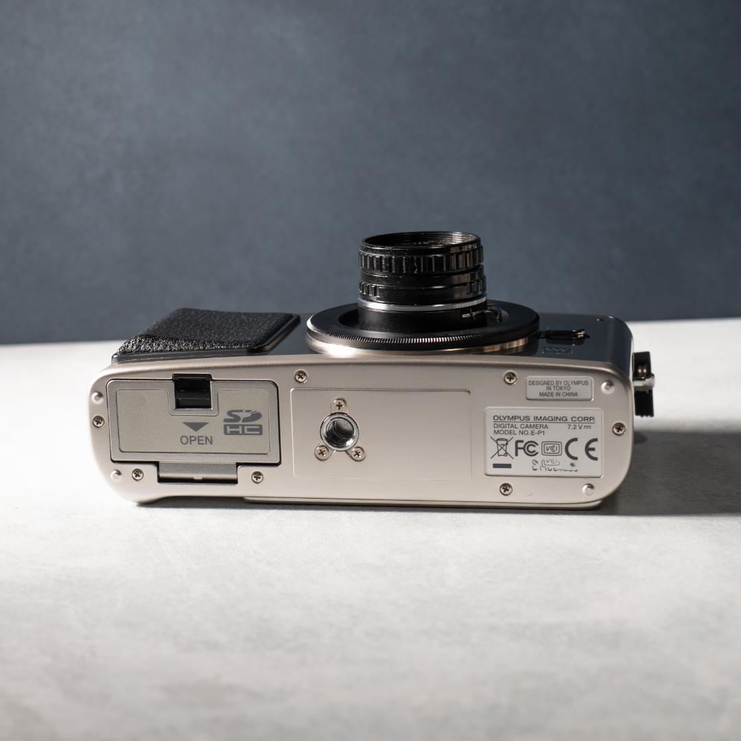 【写ルンです感覚のコンデジ】OLYMPUS PEN E-P1 24mm
