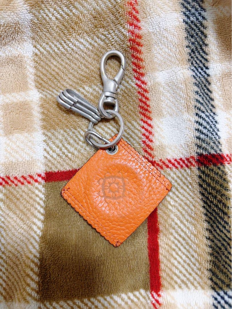 Leather Condom Keyringオレンジ 菅田将暉着用モデル類似