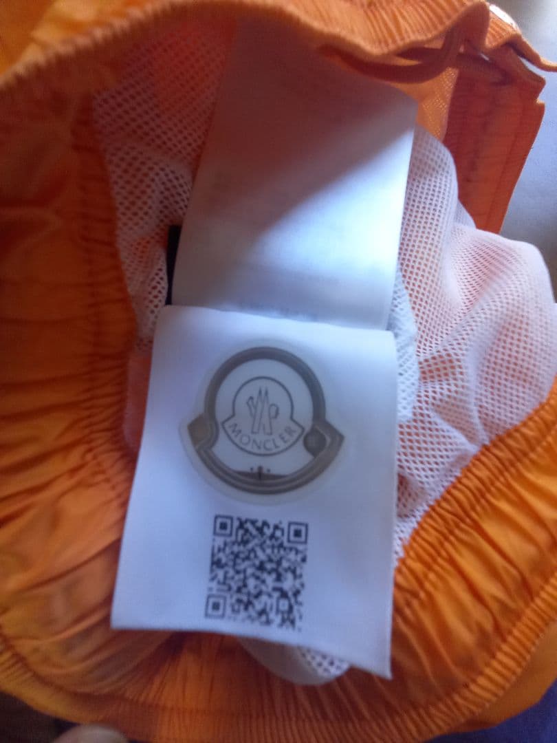 モンクレール　水陸両用　水着　ハーフパンツ