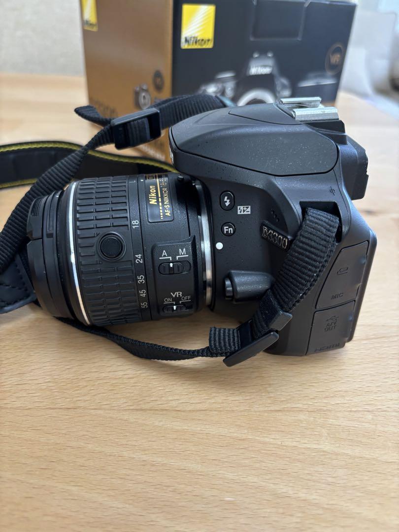 【わけあり】Nikon D3300 デジタル一眼レフカメラ　ダブルレンズセット