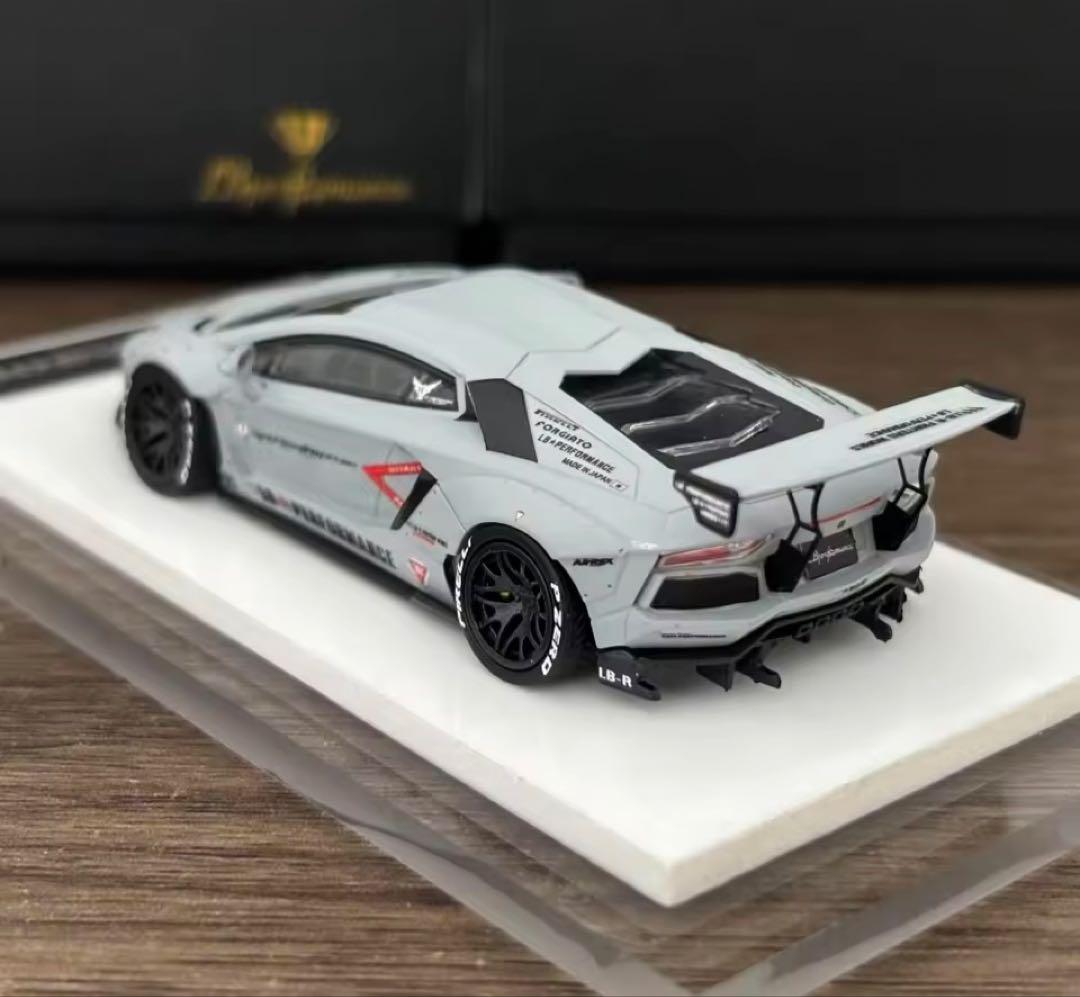 999台限定　1/64 LBWK サイン入り　アヴェンタドールミニカー 999台限定 1/64 LBWK サイン入り アヴェンタドールミニカー ミニカー