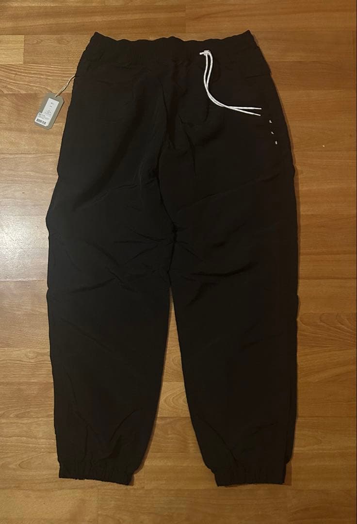迷迭香 NYLON HARVEST TRAINER サイズ4XL LL
