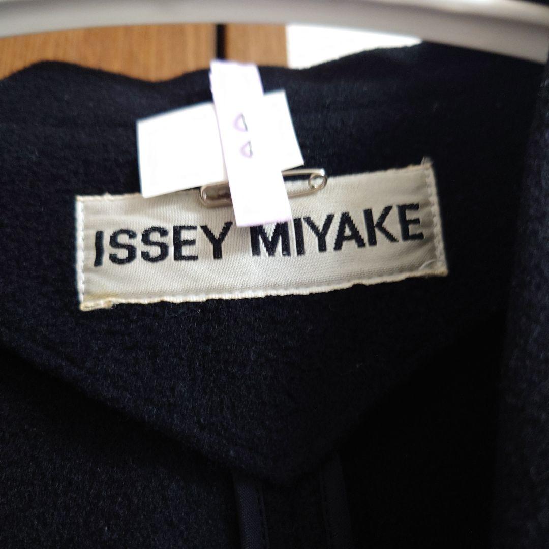 ISSEY MIYAKE ブラック ノーカラージャケット
