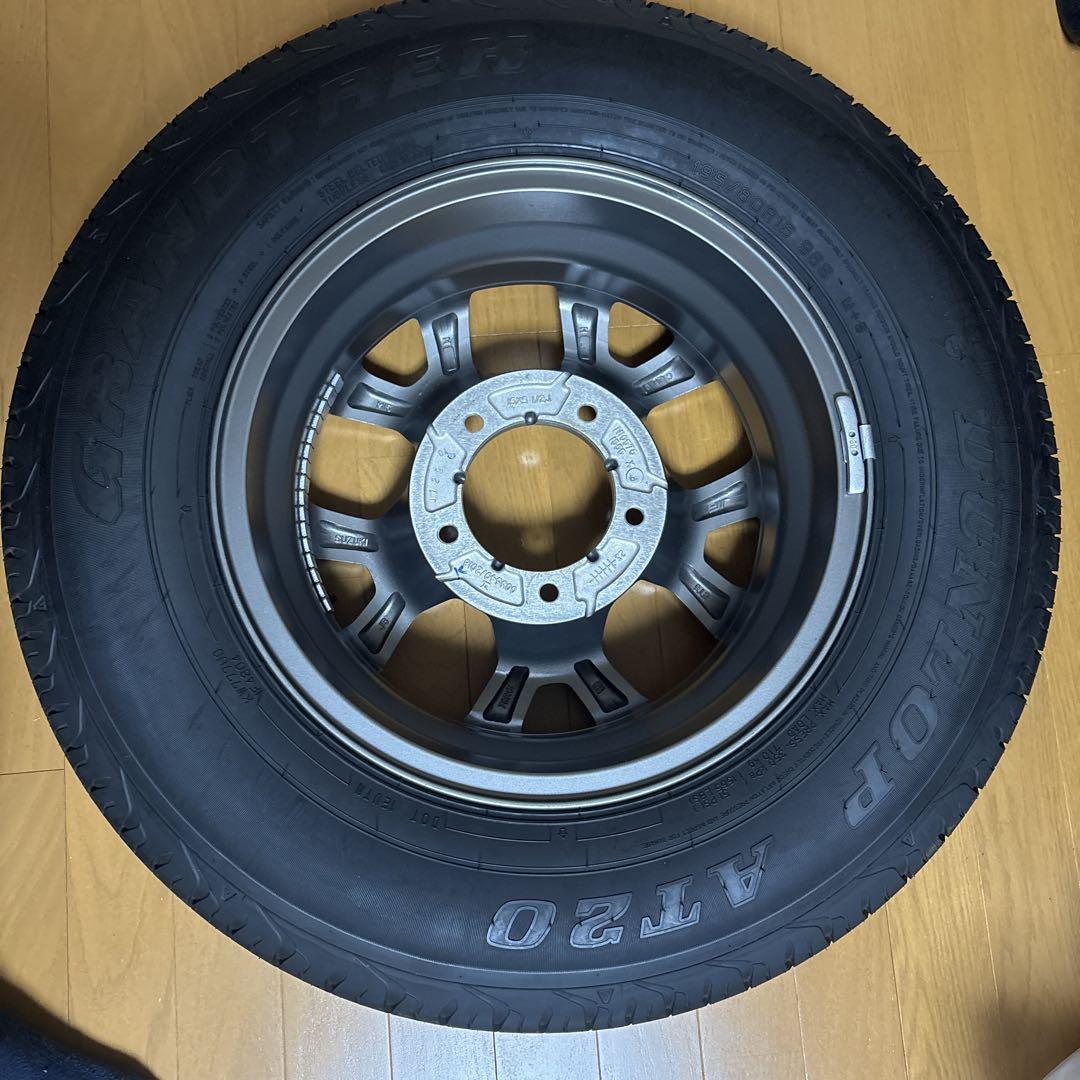 ジムニーシエラjb74 純正タイヤアルミホイール